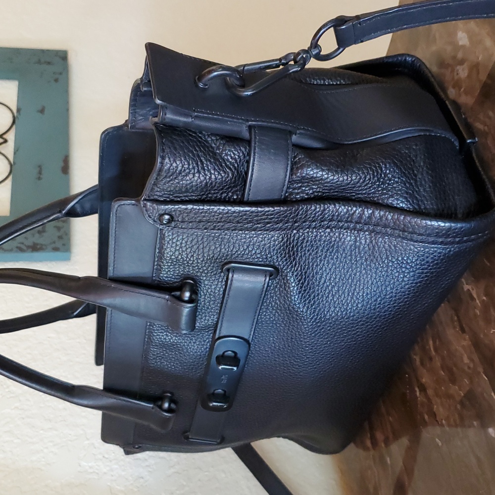 Coach Swagger 27 All Black Bag - Picture 3 of 15